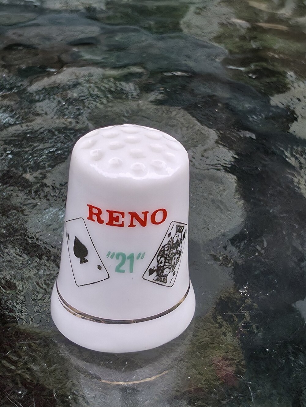 Vintage Ceramic Reno "21" Thimble